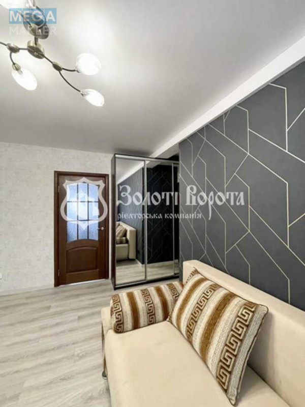 Продаж 3 кімнатної квартири (60,2/40/7), 9 пов. 9 пов. будинку, <a class="location-link" href="/kiev/" title="Недвижимость Київ">Київ</a>, <a class="location-link" href="/kiev/svyatoshinskij/" title="Недвижимость Святошинський район">Святошинський р-н</a>, Зодчих вул., 36 (изображение 6)