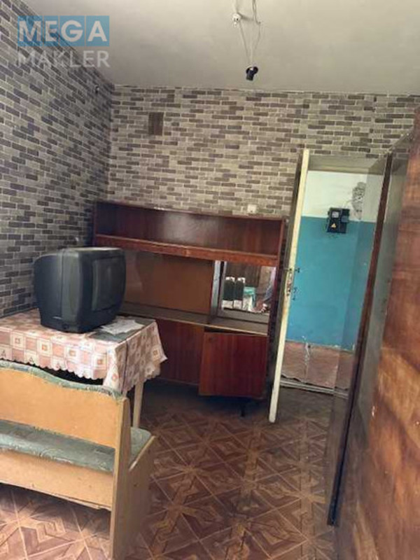Продаж 8 кімнатної квартири (150/?/?), 3 пов. 9 пов. будинку, <a class="location-link" href="/odessa/" title="Недвижимость Одеса">Одеса</a>, <a class="location-link" href="/odessa/suvorovskij/" title="Недвижимость Суворовський район">Суворовський р-н</a>, Затонского, 19 (изображение 3)