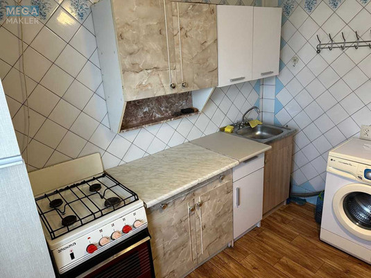 Оренда 3 кімнатної квартири, <a class="location-link" href="/kiev/" title="Недвижимость Київ">Київ</a>, <a class="location-link" href="/kiev/shevchenkovskij/" title="Недвижимость Шевченківський район">Шевченківський р-н</a>, Олександрівська вул., 16 (изображение 15)