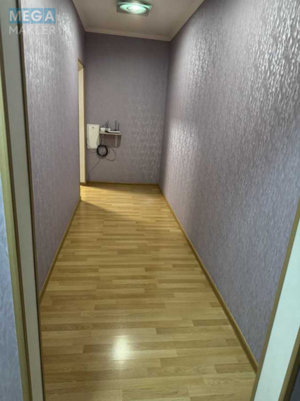 Продаж 3 кімнатної квартири (92/45/14), 3 пов. 16 пов. будинку, <a class="location-link" href="/kiev/" title="Недвижимость Київ">Київ</a>, <a class="location-link" href="/kiev/goloseevskij/" title="Недвижимость Голосіївський район">Голосіївський р-н</a>, Науки просп., 54б (изображение 7)