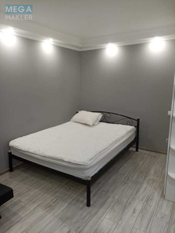 Продаж 1 кімнатної квартири (32/18/4), 1 пов. 9 пов. будинку, <a class="location-link" href="/kiev/" title="Недвижимость Київ">Київ</a>, <a class="location-link" href="/kiev/obolonskij/" title="Недвижимость Оболонський район">Оболонський р-н</a>, Маршала Малиновського вул., 28б (изображение 5)