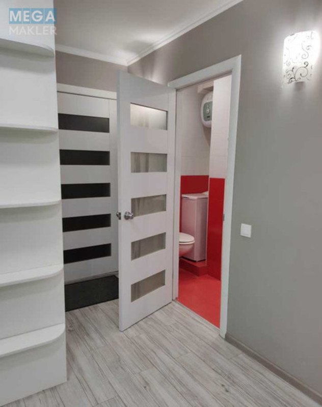 Продаж 1 кімнатної квартири (32/18/4), 1 пов. 9 пов. будинку, <a class="location-link" href="/kiev/" title="Недвижимость Київ">Київ</a>, <a class="location-link" href="/kiev/obolonskij/" title="Недвижимость Оболонський район">Оболонський р-н</a>, Маршала Малиновського вул., 28б (изображение 8)