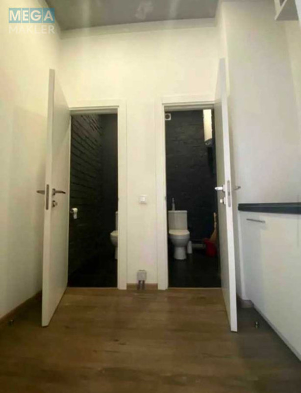 Оренда комерційної нерухомості, 130&nbsp;кв.м, под офис, <a class="location-link" href="/kiev/" title="Недвижимость Київ">Київ</a>, <a class="location-link" href="/kiev/pecherskij/" title="Недвижимость Печерський район">Печерський р-н</a>, Андрея Верхогляда ул., 2а (изображение 9)