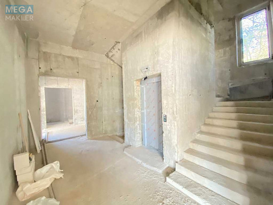 Оренда окремої будівлі/побудови, 350&nbsp;кв.м, <a class="location-link" href="/kiev/" title="Недвижимость Київ">Київ</a>, <a class="location-link" href="/kiev/solomenskij/" title="Недвижимость Солом'янський район">Солом'янський р-н</a>, Протасів Яр вул., 10 (изображение 9)