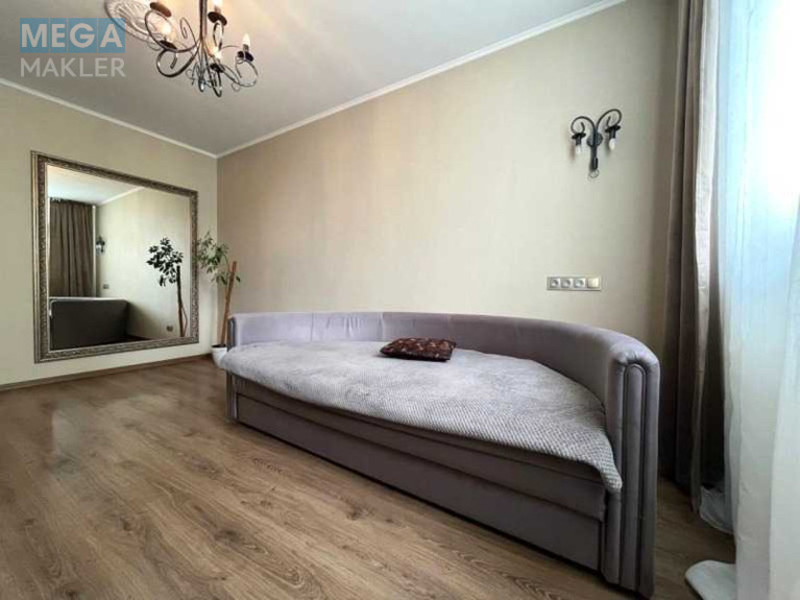 Оренда 1 кімнатної квартири, <a class="location-link" href="/kiev/" title="Недвижимость Київ">Київ</a>, <a class="location-link" href="/kiev/dneprovskij/" title="Недвижимость Дніпровський район">Дніпровський р-н</a>, Воскресенська вул., 16б (изображение 6)