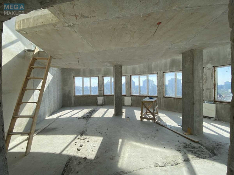 Продаж 3 кімнатної квартири (150/100/20), 17 пов. 18 пов. будинку, <a class="location-link" href="/kiev/" title="Недвижимость Київ">Київ</a>, <a class="location-link" href="/kiev/oktyabrskij/" title="Недвижимость Октябрьский район">Октябрьский р-н</a>, Митрополита Василия Липковского ул., 18 (изображение 12)