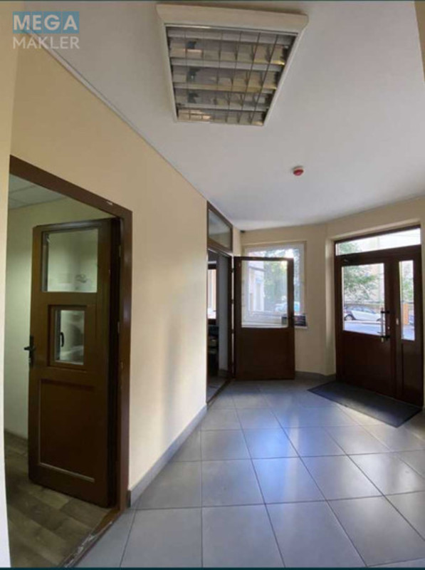 Продаж 3 кімнатної квартири (150/100/20), 17 пов. 18 пов. будинку, <a class="location-link" href="/kiev/" title="Недвижимость Київ">Київ</a>, <a class="location-link" href="/kiev/oktyabrskij/" title="Недвижимость Октябрьский район">Октябрьский р-н</a>, Митрополита Василия Липковского ул., 18 (изображение 14)