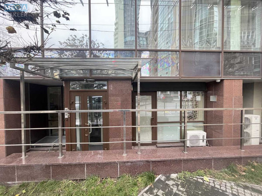 Оренда комерційної нерухомості, 35&nbsp;кв.м, <a class="location-link" href="/kiev/" title="Недвижимость Київ">Київ</a>, <a class="location-link" href="/kiev/pecherskij/" title="Недвижимость Печерський район">Печерський р-н</a>, Звіринецька вул., 47 (изображение 2)