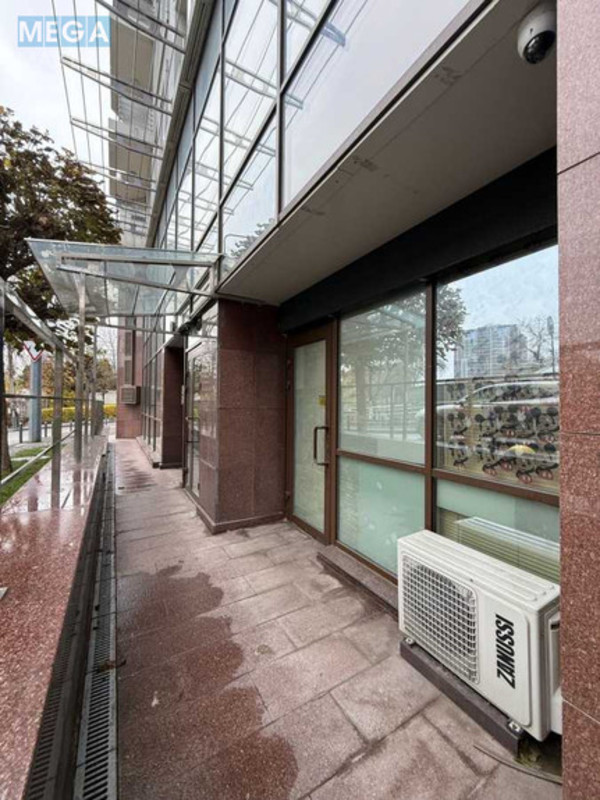 Оренда комерційної нерухомості, 35&nbsp;кв.м, <a class="location-link" href="/kiev/" title="Недвижимость Київ">Київ</a>, <a class="location-link" href="/kiev/pecherskij/" title="Недвижимость Печерський район">Печерський р-н</a>, Звіринецька вул., 47 (изображение 11)