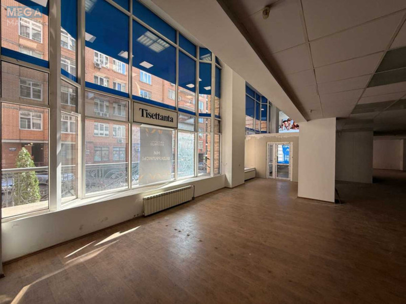 Оренда комерційної нерухомості, 230&nbsp;кв.м, под магазин, <a class="location-link" href="/kiev/" title="Недвижимость Київ">Київ</a>, <a class="location-link" href="/kiev/shevchenkovskij/" title="Недвижимость Шевченківський район">Шевченківський р-н</a>, Павлівська вул., 18 (изображение 6)