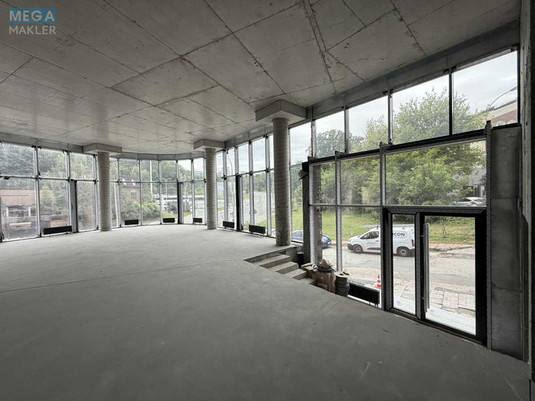 Оренда комерційної нерухомості, 350&nbsp;кв.м, под магазин, <a class="location-link" href="/kiev/" title="Недвижимость Київ">Київ</a>, <a class="location-link" href="/kiev/pecherskij/" title="Недвижимость Печерський район">Печерський р-н</a>, Івана Федорова вул. (изображение 2)