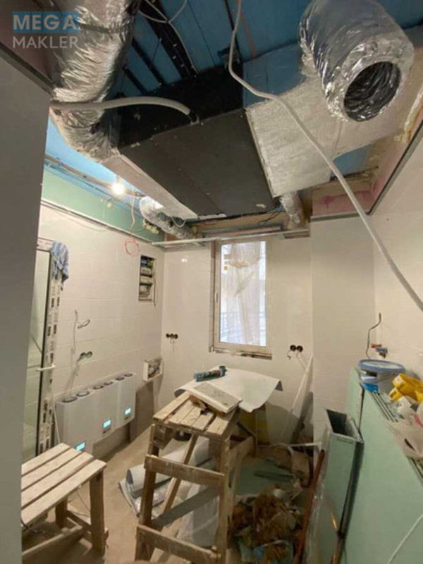 Продаж окремої будівлі/побудови, 74&nbsp;кв.м, <a class="location-link" href="/kiev/" title="Недвижимость Київ">Київ</a>, <a class="location-link" href="/kiev/solomenskij/" title="Недвижимость Солом'янський район">Солом'янський р-н</a>, Митрополита Василя Липківського вул., 33а (изображение 4)