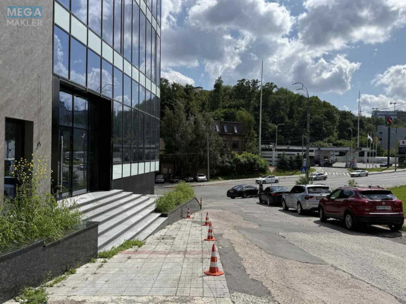 Оренда окремої будівлі/побудови, 700&nbsp;кв.м, <a class="location-link" href="/kiev/" title="Недвижимость Київ">Київ</a>, <a class="location-link" href="/kiev/pecherskij/" title="Недвижимость Печерський район">Печерський р-н</a>, Івана Федорова вул. (изображение 10)