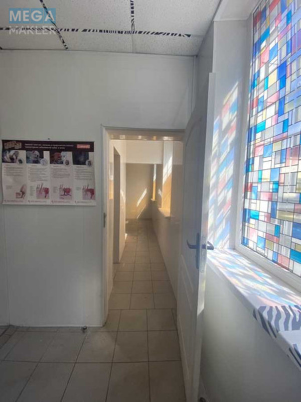 Продаж окремої будівлі/побудови, 100&nbsp;кв.м, <a class="location-link" href="/kiev/" title="Недвижимость Київ">Київ</a>, <a class="location-link" href="/kiev/podolskij/" title="Недвижимость Подільський район">Подільський р-н</a>, Апрельский пер., 9 (изображение 8)