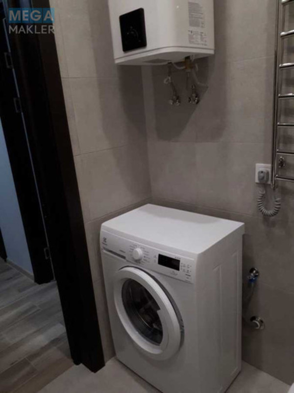 Оренда 1 кімнатної квартири, <a class="location-link" href="/kiev/" title="Недвижимость Київ">Київ</a>, <a class="location-link" href="/kiev/dneprovskij/" title="Недвижимость Дніпровський район">Дніпровський р-н</a>, Андрея Аболмасова ул., 7 (изображение 17)