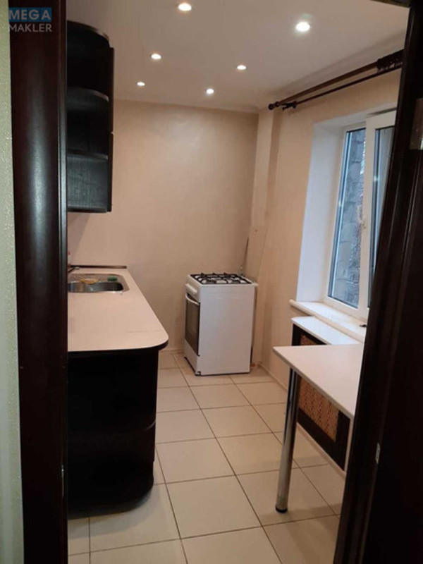 Оренда 2 кімнатної квартири, <a class="location-link" href="/kiev/" title="Недвижимость Київ">Київ</a>, <a class="location-link" href="/kiev/svyatoshinskij/" title="Недвижимость Святошинський район">Святошинський р-н</a>, Генерала Потапова вул., 1а (изображение 24)