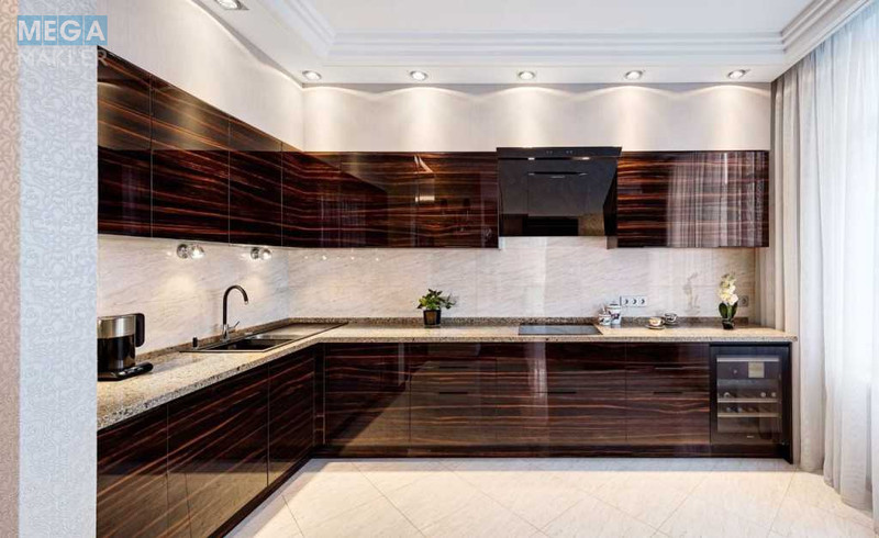 Продаж 3 кімнатної квартири (129/?/20), 7 пов. 9 пов. будинку, <a class="location-link" href="/kiev/" title="Недвижимость Київ">Київ</a>, <a class="location-link" href="/kiev/pecherskij/" title="Недвижимость Печерський район">Печерський р-н</a>, Андрія Верхогляда вул., 18а (изображение 8)