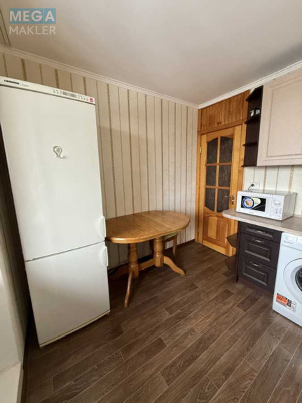 Продаж 1 кімнатної квартири (34/16/8), 9 пов. 16 пов. будинку, <a class="location-link" href="/kiev/" title="Недвижимость Київ">Київ</a>, <a class="location-link" href="/kiev/desnyanskij/" title="Недвижимость Деснянський район">Деснянський р-н</a>, Шолом-Алейхема вул., 8 (изображение 6)