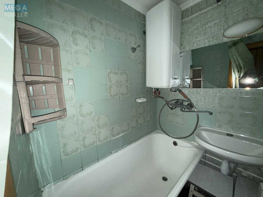 Продаж 1 кімнатної квартири (34/16/8), 9 пов. 16 пов. будинку, <a class="location-link" href="/kiev/" title="Недвижимость Київ">Київ</a>, <a class="location-link" href="/kiev/desnyanskij/" title="Недвижимость Деснянський район">Деснянський р-н</a>, Шолом-Алейхема вул., 8 (изображение 15)