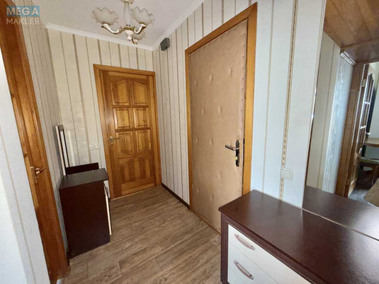 Продаж 1 кімнатної квартири (34/16/8), 9 пов. 16 пов. будинку, <a class="location-link" href="/kiev/" title="Недвижимость Київ">Київ</a>, <a class="location-link" href="/kiev/desnyanskij/" title="Недвижимость Деснянський район">Деснянський р-н</a>, Шолом-Алейхема вул., 8 (изображение 19)