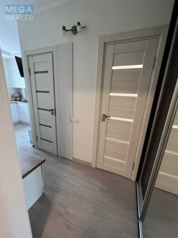 Продаж 2 кімнатної квартири (50/30/8), 9 пов. 10 пов. будинку, <a class="location-link" href="/kiev/" title="Недвижимость Київ">Київ</a>, <a class="location-link" href="/kiev/desnyanskij/" title="Недвижимость Деснянський район">Деснянський р-н</a>, Оноре де Бальзака вул., 92 (изображение 8)