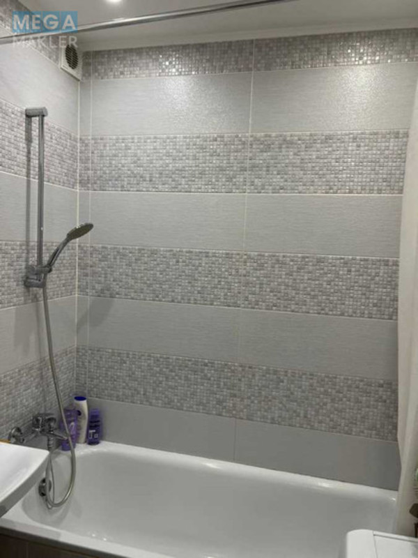 Продаж 2 кімнатної квартири (50/30/8), 9 пов. 10 пов. будинку, <a class="location-link" href="/kiev/" title="Недвижимость Київ">Київ</a>, <a class="location-link" href="/kiev/desnyanskij/" title="Недвижимость Деснянський район">Деснянський р-н</a>, Оноре де Бальзака вул., 92 (изображение 11)