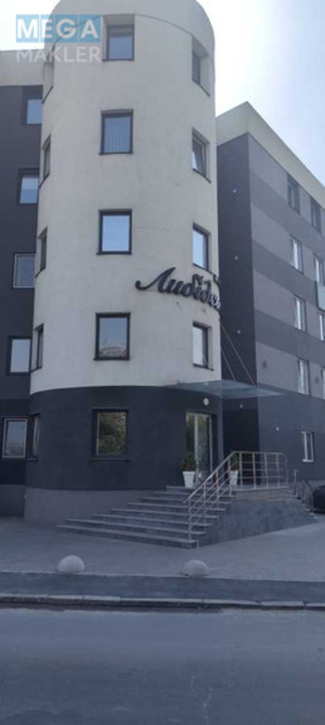 Оренда комерційної нерухомості, 294&nbsp;кв.м, под офис, <a class="location-link" href="/kiev/" title="Недвижимость Київ">Київ</a>, <a class="location-link" href="/kiev/pecherskij/" title="Недвижимость Печерський район">Печерський р-н</a>, Залізничне шосе, 2А (изображение 17)