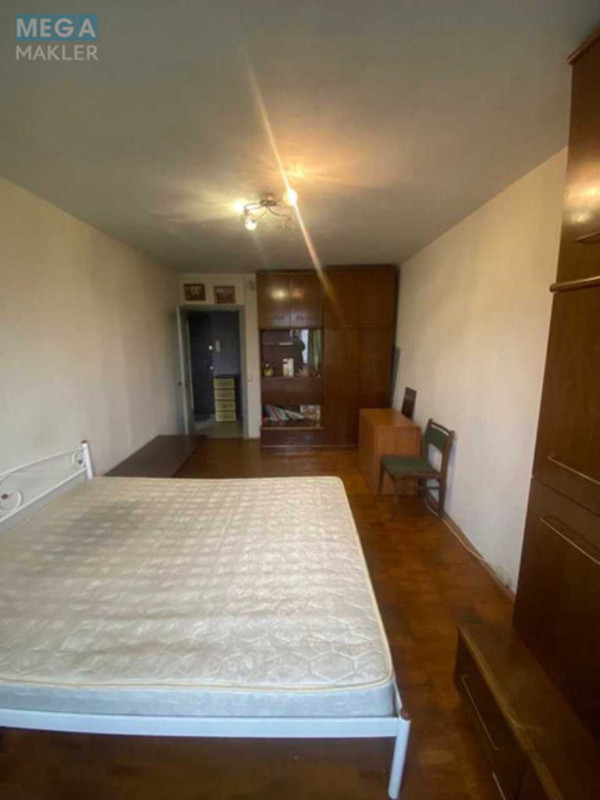 Оренда 1 кімнатної квартири, <a class="location-link" href="/kiev/" title="Недвижимость Київ">Київ</a>, <a class="location-link" href="/kiev/podolskij/" title="Недвижимость Подільський район">Подільський р-н</a>, Георгія Гонгадзе просп., 3 (изображение 6)