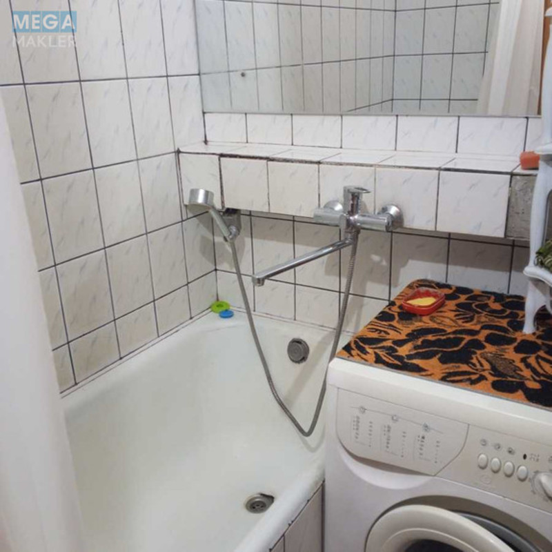 Продаж 2 кімнатної квартири (39/25/7,5), 1 пов. 5 пов. будинку, <a class="location-link" href="/kiev/" title="Недвижимость Київ">Київ</a>, <a class="location-link" href="/kiev/solomenskij/" title="Недвижимость Солом'янський район">Солом'янський р-н</a>, Михайла Донця вул., 19б (изображение 8)