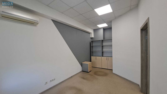 Оренда комерційної нерухомості, 70&nbsp;кв.м, под офис, <a class="location-link" href="/kiev/" title="Недвижимость Київ">Київ</a>, <a class="location-link" href="/kiev/dneprovskij/" title="Недвижимость Дніпровський район">Дніпровський р-н</a>, Евгения Сверстюка ул., 11б (изображение 3)