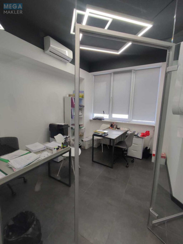 Оренда комерційної нерухомості, 23&nbsp;кв.м, под офис, <a class="location-link" href="/kiev/" title="Недвижимость Київ">Київ</a>, <a class="location-link" href="/kiev/dneprovskij/" title="Недвижимость Дніпровський район">Дніпровський р-н</a>, Евгения Сверстюка ул., 11ж (изображение 3)