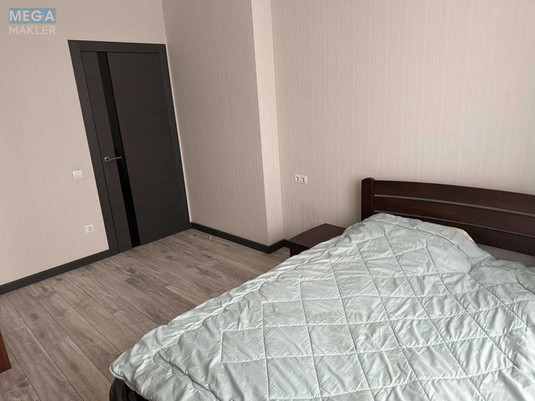 Оренда 2 кімнатної квартири, <a class="location-link" href="/kiev/" title="Недвижимость Київ">Київ</a>, <a class="location-link" href="/kiev/solomenskij/" title="Недвижимость Солом'янський район">Солом'янський р-н</a>, Новопольова вул., 2 (изображение 2)