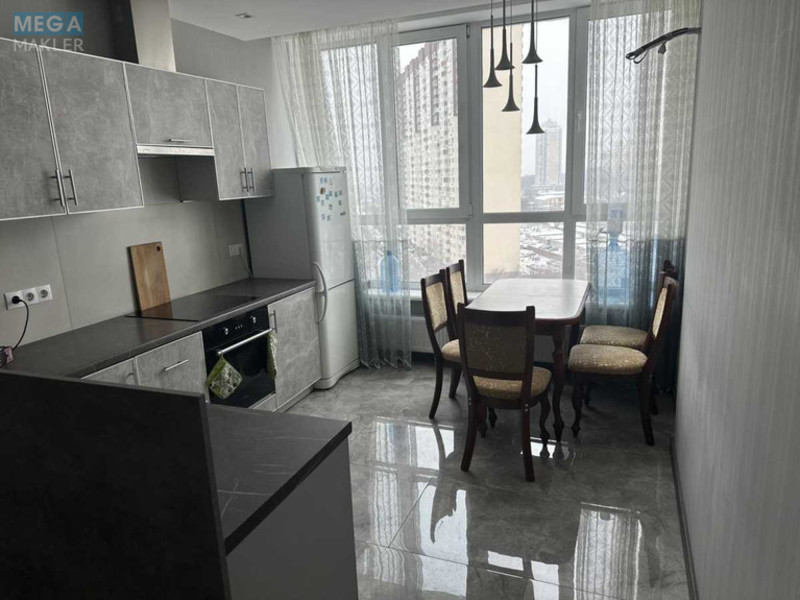 Оренда 2 кімнатної квартири, <a class="location-link" href="/kiev/" title="Недвижимость Київ">Київ</a>, <a class="location-link" href="/kiev/solomenskij/" title="Недвижимость Солом'янський район">Солом'янський р-н</a>, Новопольова вул., 2 (изображение 6)