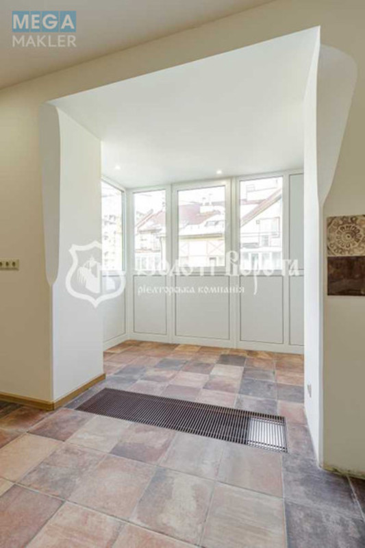 Продаж 3 кімнатної квартири (150,9/68/35), 7 пов. 8 пов. будинку, <a class="location-link" href="/kiev/" title="Недвижимость Київ">Київ</a>, <a class="location-link" href="/kiev/goloseevskij/" title="Недвижимость Голосіївський район">Голосіївський р-н</a>, Академіка Лебедєва вул., 1 (изображение 6)