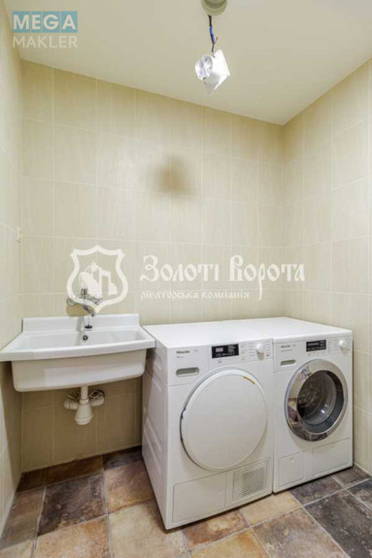 Продаж 3 кімнатної квартири (150,9/68/35), 7 пов. 8 пов. будинку, <a class="location-link" href="/kiev/" title="Недвижимость Київ">Київ</a>, <a class="location-link" href="/kiev/goloseevskij/" title="Недвижимость Голосіївський район">Голосіївський р-н</a>, Академіка Лебедєва вул., 1 (изображение 17)