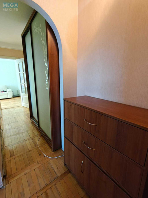 Оренда 3 кімнатної квартири, <a class="location-link" href="/kiev/" title="Недвижимость Київ">Київ</a>, <a class="location-link" href="/kiev/desnyanskij/" title="Недвижимость Деснянський район">Деснянський р-н</a>, Братиславська вул., 4 (изображение 24)