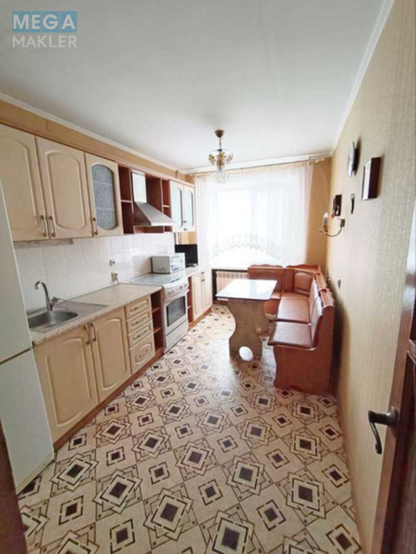 Продаж 3 кімнатної квартири (70/40/10), 4 пов. 9 пов. будинку, <a class="location-link" href="/kiev/" title="Недвижимость Київ">Київ</a>, <a class="location-link" href="/kiev/solomenskij/" title="Недвижимость Солом'янський район">Солом'янський р-н</a>, Сімї Ідзиковських вул., 25 (изображение 2)