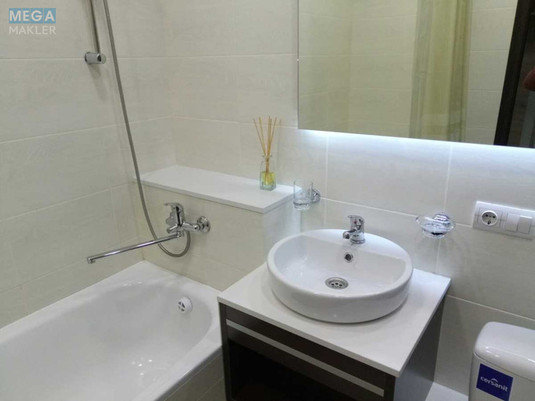 Оренда 1 кімнатної квартири, <a class="location-link" href="/kiev/" title="Недвижимость Київ">Київ</a>, <a class="location-link" href="/kiev/darnickij/" title="Недвижимость Дарницький район">Дарницький р-н</a>, Бориса Гмыри ул., 16 (изображение 11)