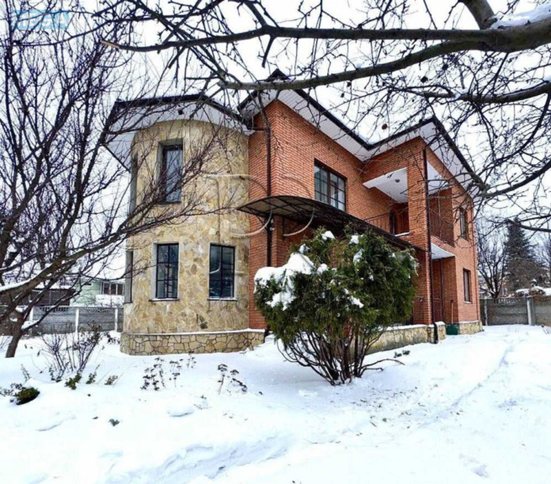 Продаж дома, 2&nbsp;поверху, 233&nbsp;кв.м, 5&nbsp;кімнат, ділянка 9&nbsp;соток, <a class="location-link" href="/kiev/" title="Недвижимость Київ">Київ</a>, <a class="location-link" href="/kiev/podolskij/" title="Недвижимость Подільський район">Подільський р-н</a>, Івана Виговського вул. (изображение 3)