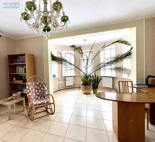 Продаж дома, 2&nbsp;поверху, 233&nbsp;кв.м, 5&nbsp;кімнат, ділянка 9&nbsp;соток, <a class="location-link" href="/kiev/" title="Недвижимость Київ">Київ</a>, <a class="location-link" href="/kiev/podolskij/" title="Недвижимость Подільський район">Подільський р-н</a>, Івана Виговського вул. (изображение 13)