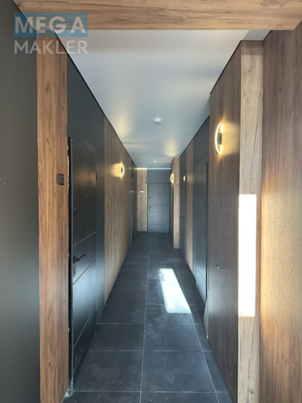 Продаж 1 кімнатної квартири (31/16/6), 2 пов. 5 пов. будинку, <a class="location-link" href="/kiev/" title="Недвижимость Київ">Київ</a>, <a class="location-link" href="/kiev/svyatoshinskij/" title="Недвижимость Святошинський район">Святошинський р-н</a>, Обухівська, 91 ( <img src="https://megamakler.com.ua/metro/ff0000.gif" alt="" class="metro" /> м. Академгородок, 15хв пішки ) (изображение 13)