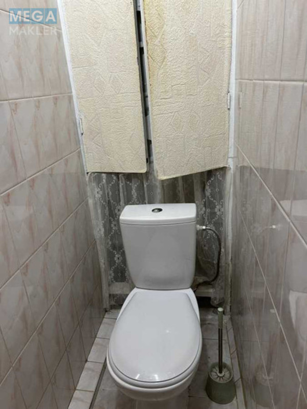 Продаж 1 кімнатної квартири (43/19/8), 9 пов. 9 пов. будинку, <a class="location-link" href="/kiev/" title="Недвижимость Київ">Київ</a>, <a class="location-link" href="/kiev/podolskij/" title="Недвижимость Подільський район">Подільський р-н</a>, Петропавлівська вул., 6 (изображение 9)