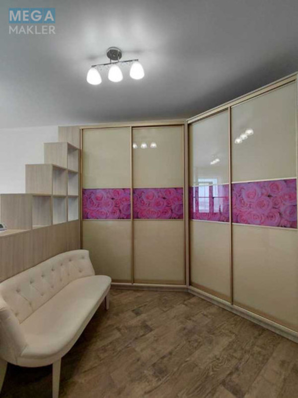 Продаж 1 кімнатної квартири (41/20/12), 3 пов. 4 пов. будинку, <a class="location-link" href="/podgajcy-selo-vl/" title="Недвижимость Підгайці">Підгайці</a>, Бутирська, 7 (изображение 3)