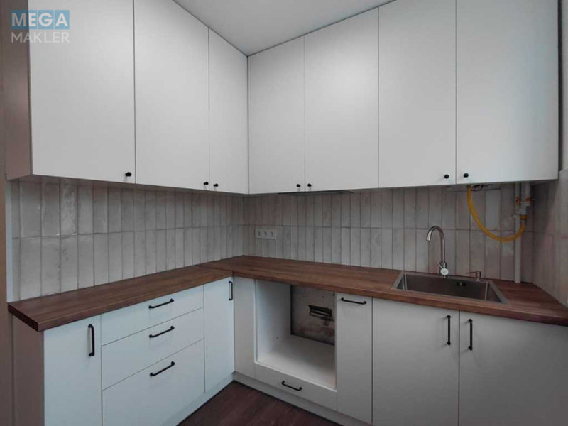 Продаж 3 кімнатної квартири (42/22/6), 2 пов. 5 пов. будинку, <a class="location-link" href="/lutsk/" title="Недвижимость Луцьк">Луцьк</a>, Волі, 68 (изображение 4)