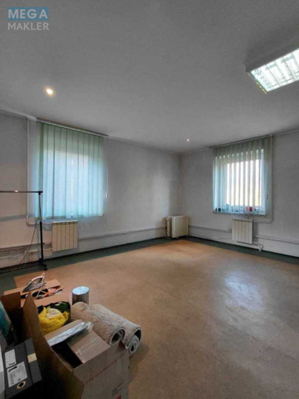 Продаж дома, 3&nbsp;поверху, 467&nbsp;кв.м, 9&nbsp;кімнат, ділянка 6&nbsp;соток, <a class="location-link" href="/lutsk/" title="Недвижимость Луцьк">Луцьк</a>, Офіцерська, 23а (изображение 5)