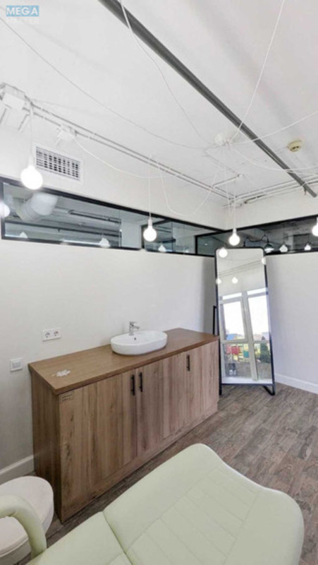 Оренда комерційної нерухомості, 98&nbsp;кв.м, <a class="location-link" href="/kiev/" title="Недвижимость Київ">Київ</a>, <a class="location-link" href="/kiev/shevchenkovskij/" title="Недвижимость Шевченківський район">Шевченківський р-н</a>, Глибочицька вул., 32в (изображение 18)