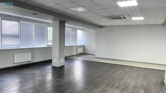 Оренда комерційної нерухомості, 228&nbsp;кв.м, под офис, <a class="location-link" href="/kiev/" title="Недвижимость Київ">Київ</a>, <a class="location-link" href="/kiev/dneprovskij/" title="Недвижимость Дніпровський район">Дніпровський р-н</a>, Дарницкий бульв. (изображение 5)