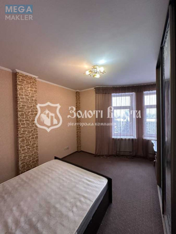 Продаж 4 кімнатної квартири (123,8/75/24), 8 пов. 14 пов. будинку, <a class="location-link" href="/kiev/" title="Недвижимость Київ">Київ</a>, <a class="location-link" href="/kiev/shevchenkovskij/" title="Недвижимость Шевченківський район">Шевченківський р-н</a>, Герцена вул., 17/25 (изображение 8)