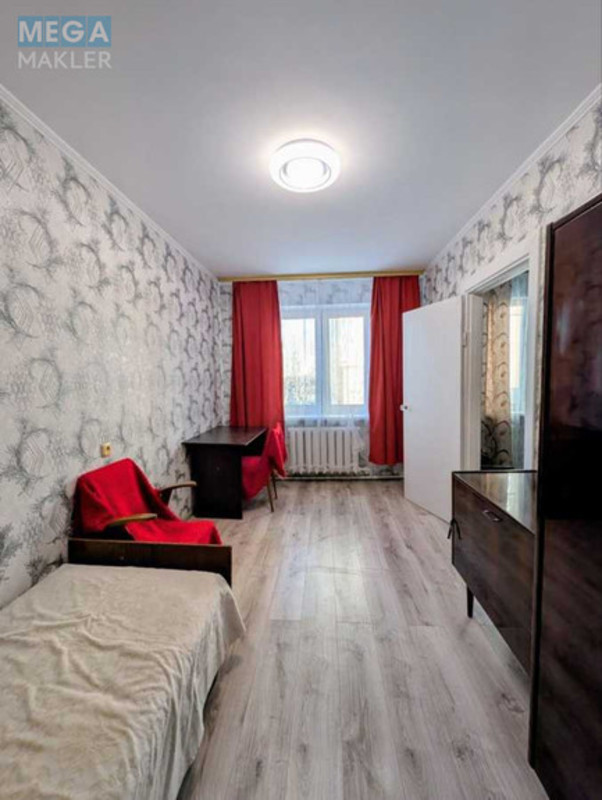 Оренда 2 кімнатної квартири, <a class="location-link" href="/kiev/" title="Недвижимость Київ">Київ</a>, <a class="location-link" href="/kiev/solomenskij/" title="Недвижимость Солом'янський район">Солом'янський р-н</a>, Героїв Севастополя вул., 32 (изображение 4)