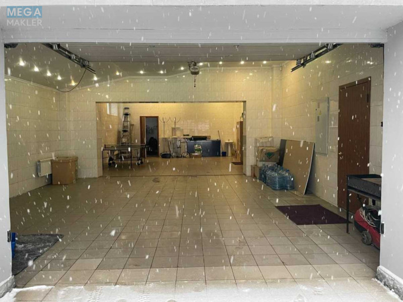 Оренда комерційної нерухомості, 1&nbsp;543&nbsp;кв.м, под офис, <a class="location-link" href="/kiev/" title="Недвижимость Київ">Київ</a>, <a class="location-link" href="/kiev/pecherskij/" title="Недвижимость Печерський район">Печерський р-н</a>, Добровольческих батальонов ул., 1 (изображение 14)